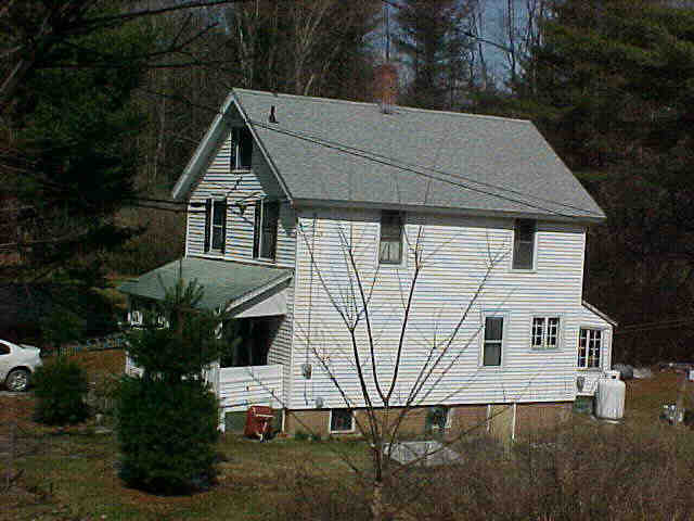 Building photograph for 170 FARNUM ROAD